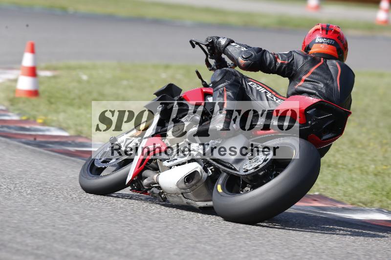 /45 10.08.2025 Plüss Moto Sport ADR/Freies Fahren/733